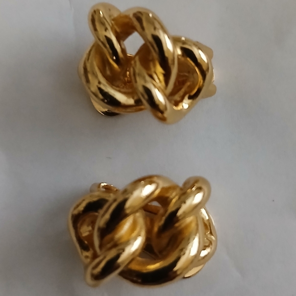 Authentic Vintage Dior Gold Knot Earrings - Picture 4 of 4